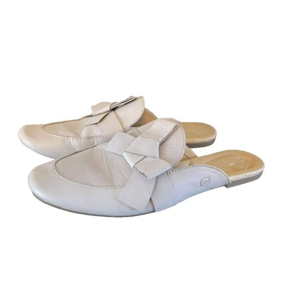 BORN Womens Mule Clog Sandals Size 8 Pink Leather Closed Toe Bow Slip On Flat - Picture 1 of 7